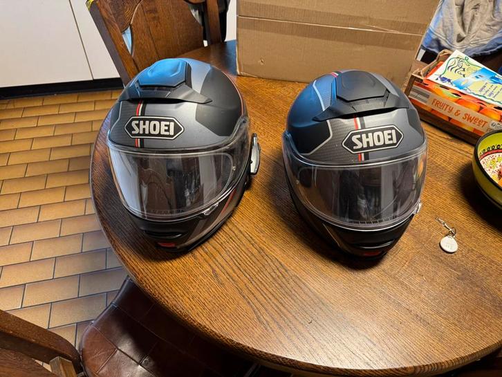 SHOEI NEOTEC II, Motos, Vêtements | Casques de moto, Shoei, Enlèvement