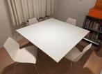 Kartell glossy tafel en 4 kartell maui stoelen, Huis en Inrichting, Ophalen