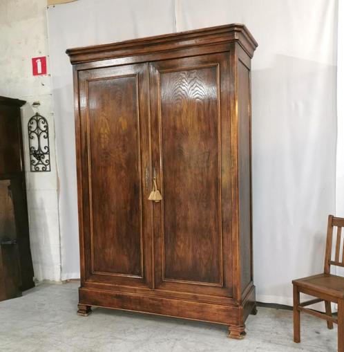 Grote antieke Franse Louis Philippe linnenkast eik H 231, Antiek en Kunst, Curiosa en Brocante, Ophalen