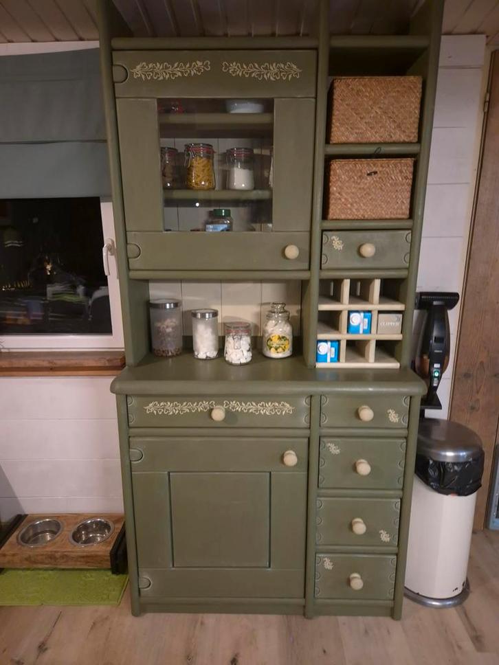 Mooie grenen buffetkast, Huis en Inrichting, Kasten | Buffetkasten, Ophalen