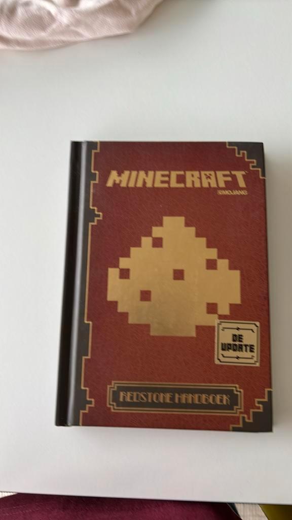 Minecraft handboek, Boeken, Kinderboeken | Jeugd | onder 10 jaar, Zo goed als nieuw, Ophalen