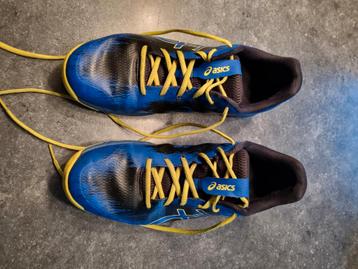 Chaussures de Hockey Asics Gel-Typhoon 3 beschikbaar voor biedingen