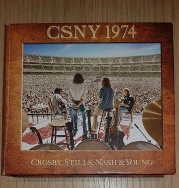 CSN&Y LIVE box 1974 (3 CD's en 1 video DVD). Nieuwe staat!