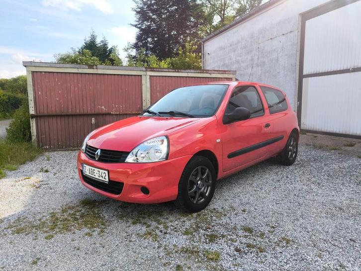 Renault Clio essence Euro 5 garantie, Auto's, Renault, Particulier