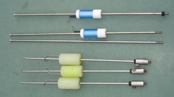 5 vintage karper beetverklikkers ( monkey climber ) beschikbaar voor biedingen