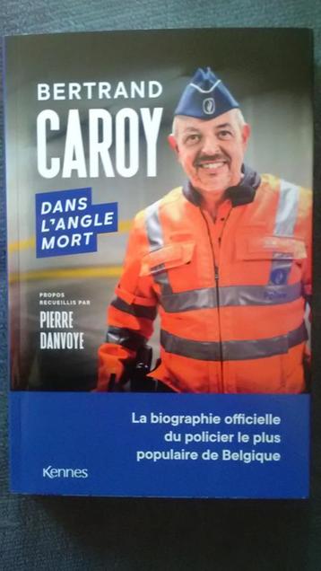 „In de blinde vlek” Bertrand Caroy 2023 negen beschikbaar voor biedingen