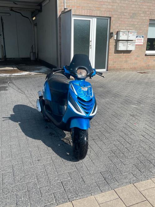 Piaggio zip 2t B-Klasse, Fietsen en Brommers, Scooters | Piaggio, Gebruikt, Zip, Klasse B (45 km/u), Tweetakt, Ophalen