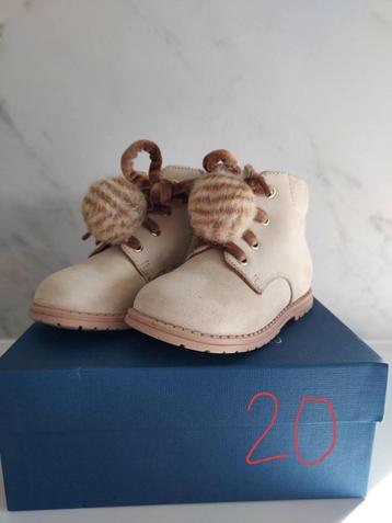 Kinderschoenen maat 20 Zechhino D'Oro beschikbaar voor biedingen