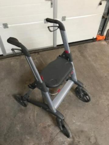 Rollator déambulateur 40€/stuk twee 75€ beschikbaar voor biedingen