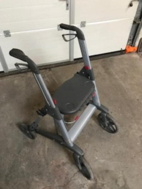 Rollator déambulateur 40€/stuk twee 75€, Diversen, Rollators, Zo goed als nieuw, Lichtgewicht, Opvouwbaar, Ophalen