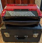 Accordeon Italiaanse bugari, driekorig met 96 bassen, Gebruikt, 96-bas, Knopaccordeon, Met riemen