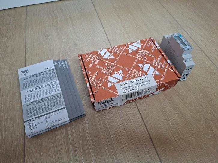 KWH meter Carlo Gavazzi EM111-DIN.AV0.1.X.S1.PF, Doe-het-zelf en Bouw, Elektriciteit en Kabels, Zo goed als nieuw, Schakelaar