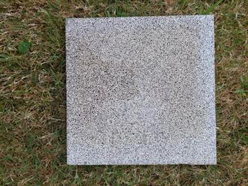 Gespikkelde tegel – 1 stuk in voorraad, Doe-het-zelf en Bouw, Tegels, Ophalen, Nieuw, 20 tot 40 cm, 20 tot 40 cm