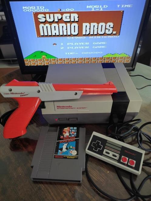 NES de 1985 vintage rétro gaming super mario bros, Games en Spelcomputers, Spelcomputers | Nintendo NES, Zo goed als nieuw, Met 3 controllers of meer
