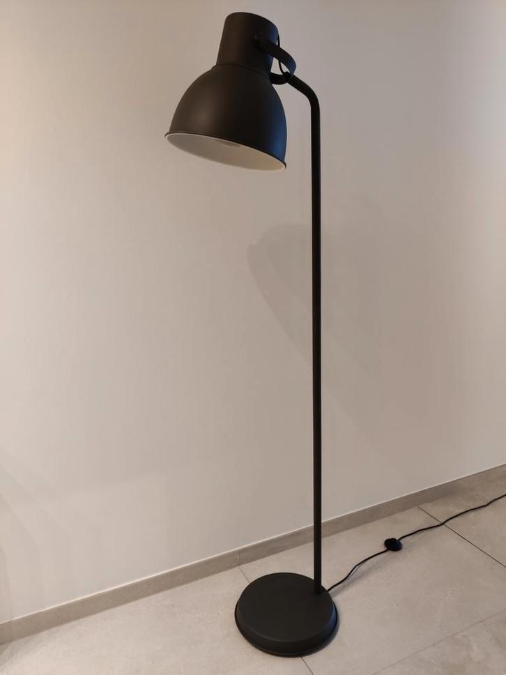 Staande lamp Hektar Ikea, Huis en Inrichting, Lampen | Vloerlampen, Ophalen