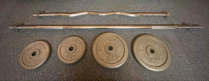 Halterstangen inclusief halterschijven, Sport en Fitness, Fitnessmaterialen, Zo goed als nieuw, Halterschijven, Ophalen of Verzenden