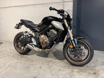 Honda CB650R neo retro naked in prachtstaat met weinig km's beschikbaar voor biedingen