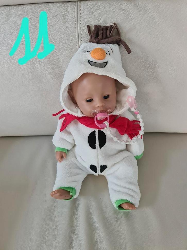 Baby Born met volledige garderobe en accessoires, Kinderen en Baby's, Speelgoed | Poppen, Zo goed als nieuw, Ophalen of Verzenden