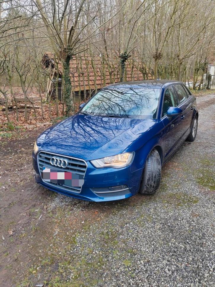 Audi A3 1.6TDI Euro 6B, 12/2015, Autos, Audi, Particulier, A3, Diesel, Euro 6, Break, Boîte manuelle, Bleu, Entretenue par le concessionnaire
