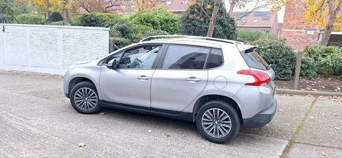 Peugeot 2008 1.2  benzine 2016   garantie navi / bluetooth, Auto's, Peugeot, Bedrijf, Te koop, Bluetooth, Navigatiesysteem, Radio
