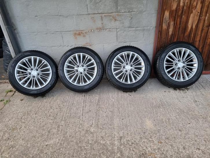 Hyundai Kona set winterbanden 325€ en Ioniq zomerset 325€OBO, Auto-onderdelen, Banden en Velgen, Band(en), Gebruikt, Ophalen