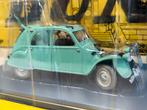 Kuifje 2CV auto schaal 1 : 24, Verzamelen, Stripfiguren, Ophalen of Verzenden, Kuifje, Zo goed als nieuw, Beeldje of Figuurtje