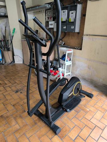 Vélo elliptique  beschikbaar voor biedingen