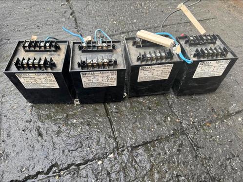 Transformateurs monophasé pour lampes halogénées EREA, Doe-het-zelf en Bouw, Elektriciteit en Kabels, Ophalen