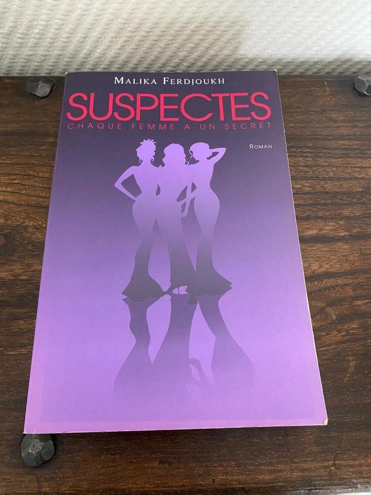 Suspectes - Malika Ferdjoukh, Livres, Thrillers, Utilisé, Enlèvement ou Envoi