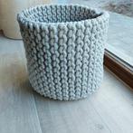 Gevlochten mand of cachepot, Ophalen, Zo goed als nieuw, Mand