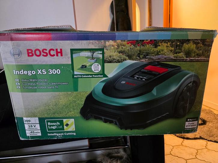 Bosch indego x300, Tuin en Terras, Robotmaaiers, Zo goed als nieuw, Ophalen