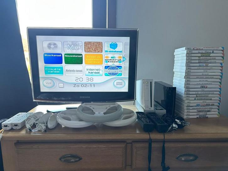 Nintendo Wii Zwart & Wit met 21 games 100euro (vaste prijs), Games en Spelcomputers, Spelcomputers | Overige, Gebruikt, Ophalen