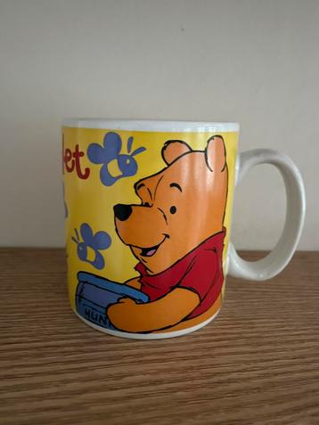 Vintage mok Winnie The Pooh en Piglet (Disney) beschikbaar voor biedingen