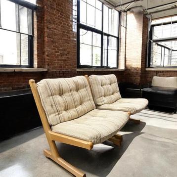 Set van 2 vintage fauteuils / clubzetels / lounge chairs  beschikbaar voor biedingen