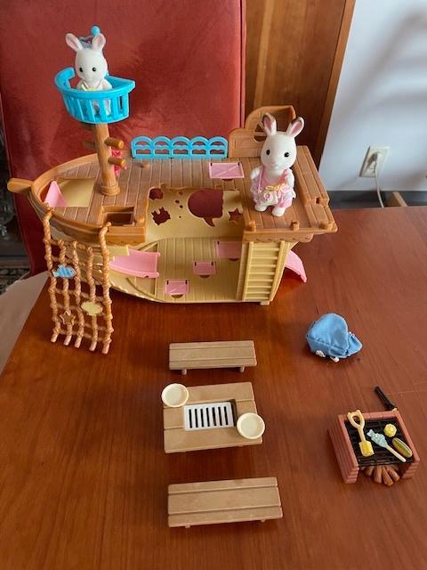 Sylvanian boot- en badpakset 5233 en picknick, Kinderen en Baby's, Speelgoed | Poppenhuizen, Gebruikt, Poppenhuis, Ophalen of Verzenden