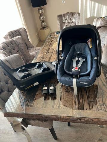 Maxi cosi pebble plus met 2 wayfix base, Mode veille, Comme neuf, Enlèvement, 0 à 10 kg