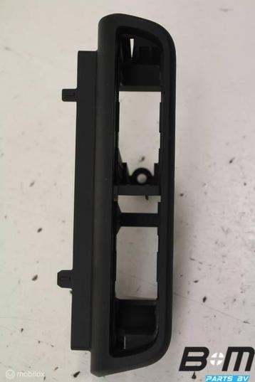 Houder voor schakelaar in middenconsole Audi S1 8X1857851 beschikbaar voor biedingen