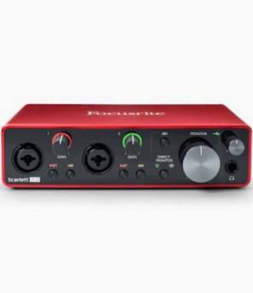 Focusrite Scarlett 2i2 3e generatie + transport box beschikbaar voor biedingen
