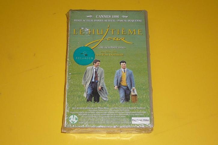 Le Huitième Jour  :  VHS (videocassette) (doos 15) --> NIEUW, Cd's en Dvd's, VHS | Film, Ophalen of Verzenden