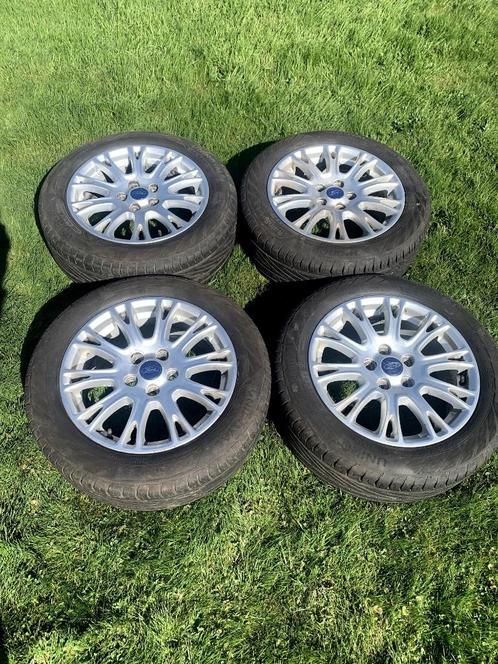 4 jantes Ford + 4 pneus été Uniroyal Rainsport 5 205 55 R16, Auto-onderdelen, Banden en Velgen, Band(en), Zomerbanden, 16 inch