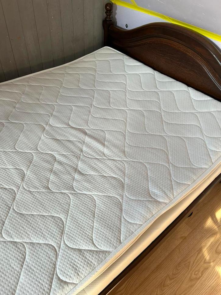 Super mooi 2 persoons bed in echt hout, Huis en Inrichting, Slaapkamer | Bedden, Hout, Ophalen of Verzenden