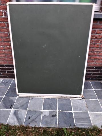 oud krijtbord / schoolbord  beschikbaar voor biedingen