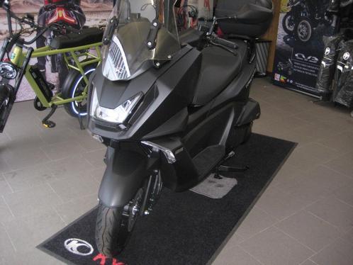 kymco skytown 125cc 2.999€, Fietsen en Brommers, Scooters | Kymco, Nieuw, Benzine, Ophalen