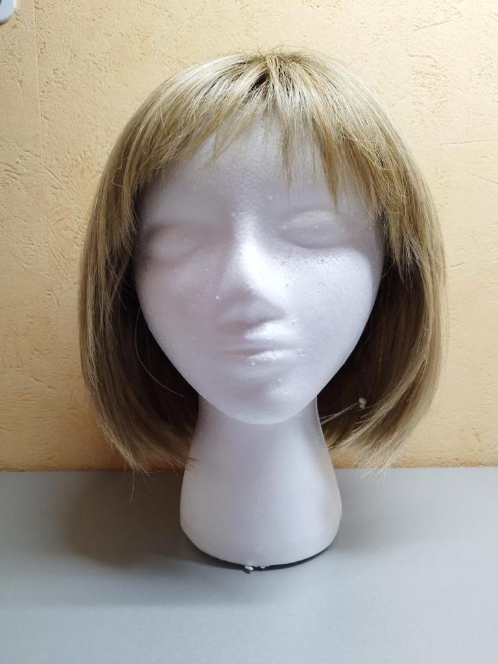 Haarstuk - pruik in perfecte staat, Handtassen en Accessoires, Uiterlijk | Haarverzorging, Zo goed als nieuw, Pruik of Haarverlenging