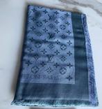 Louis Vuitton monogram classic shawl nieuw bleu, Taille 42/44 (L), Louis Vuitton, Enlèvement ou Envoi, Écharpe