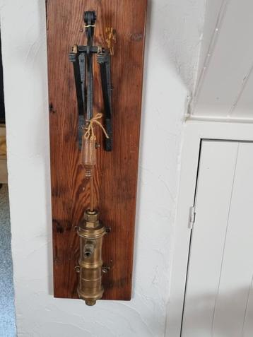 Ancienne  pompe à  bière  beschikbaar voor biedingen