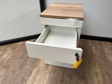 Metalen standcontainer + pennenlade (wit) beschikbaar voor biedingen