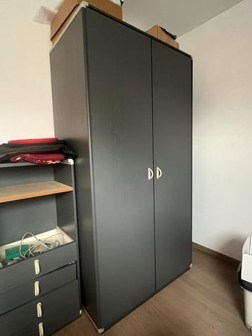 Complete jeugdkamer beschikbaar voor biedingen