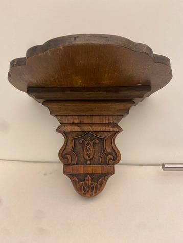 Antieke kerk houten bewerkt console ( beeld ). beschikbaar voor biedingen