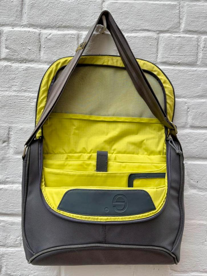 Sac bandoulière pour ordinateur, Informatique & Logiciels, Sacoches d'ordinateur portable, Neuf, Sac à bandoulière, 13 pouces